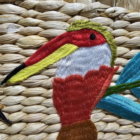 Pacific Paradise A World Traveler Collection Woven Straw Beach Tote - Picture 12 of 16